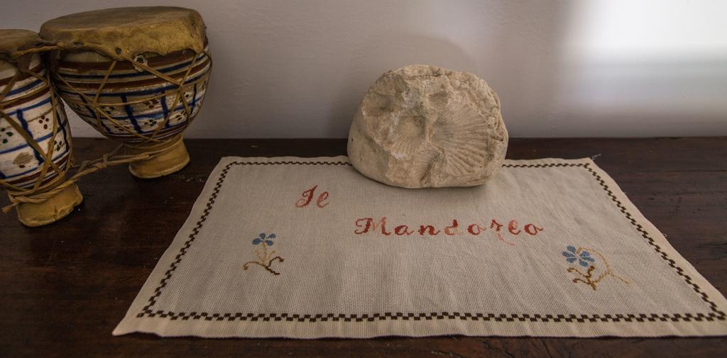 Il Mandorlo Rooms&Garden Tempera Esterno foto